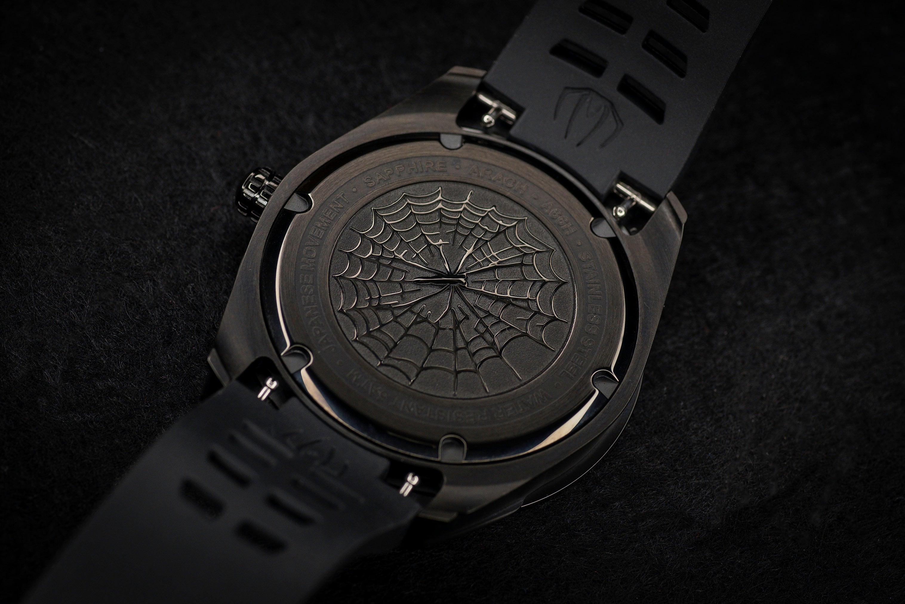 Arach A66H “Horizon” — Where Earth Meets Sky