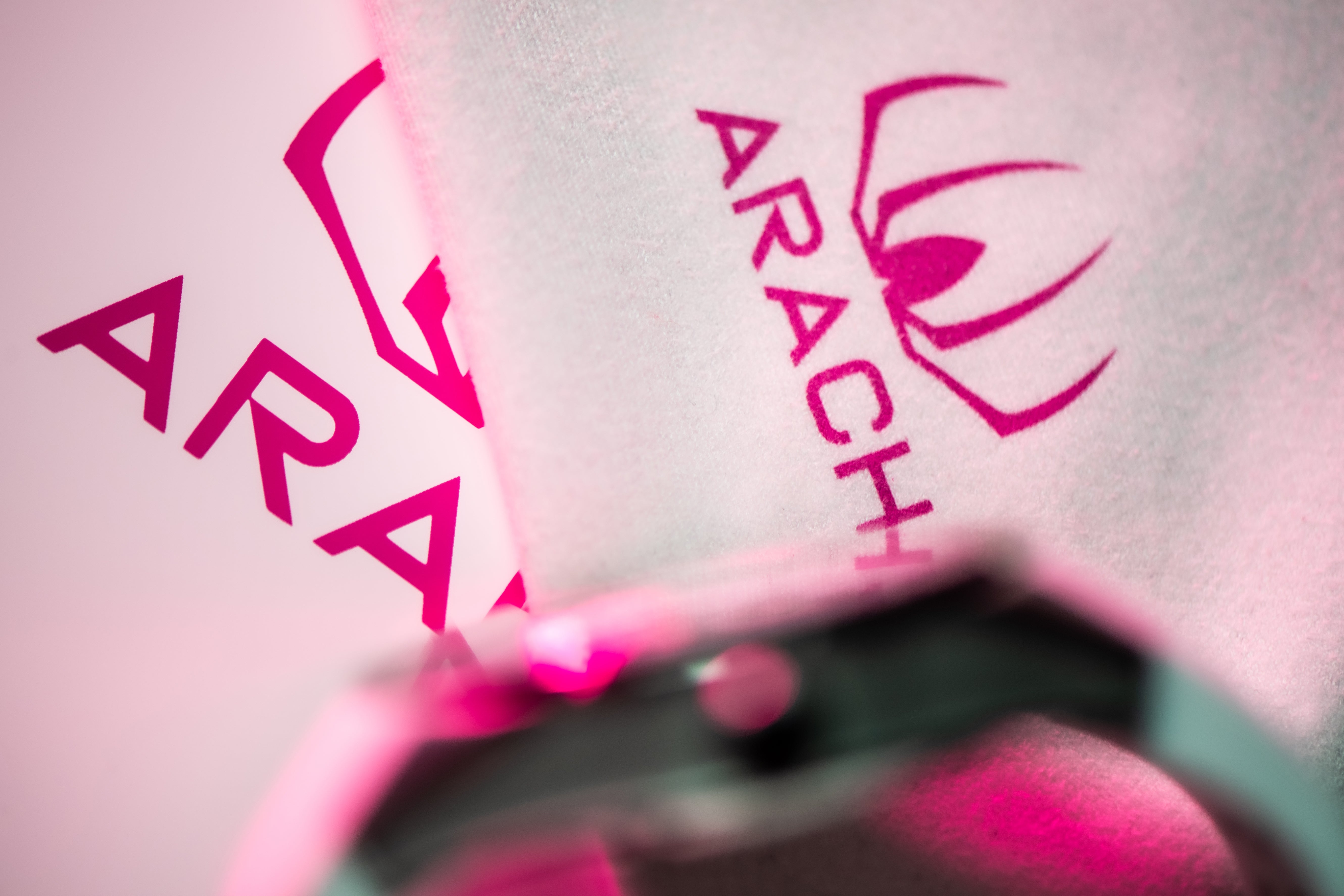 Arach white cloth